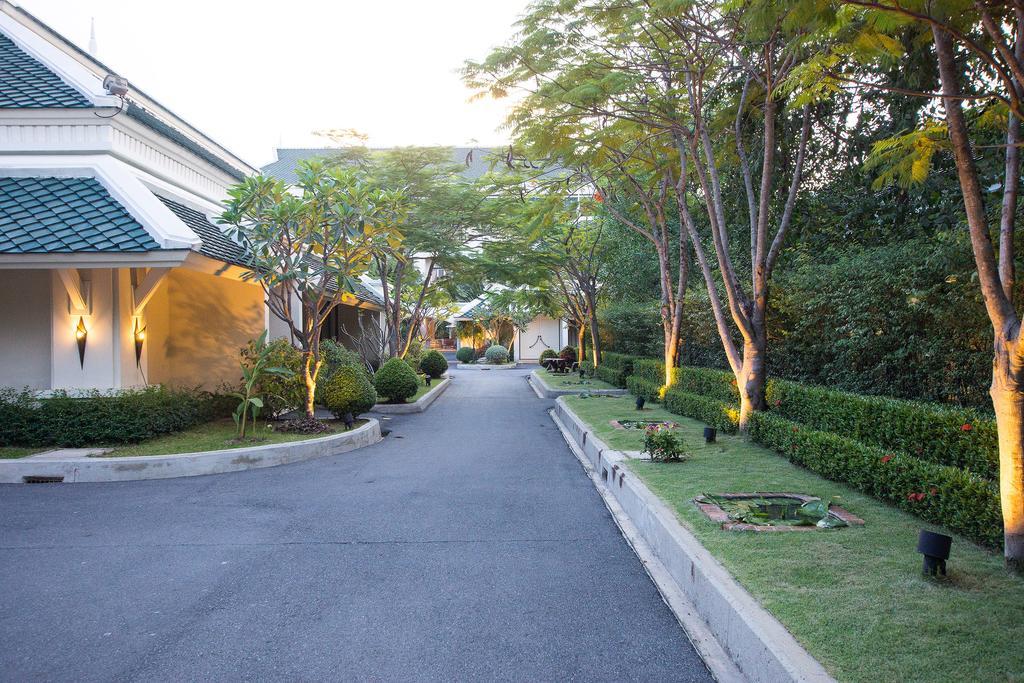 Kalanan Riverside Resort Former Buddy Oriental Riverside Nonthaburi Extérieur photo